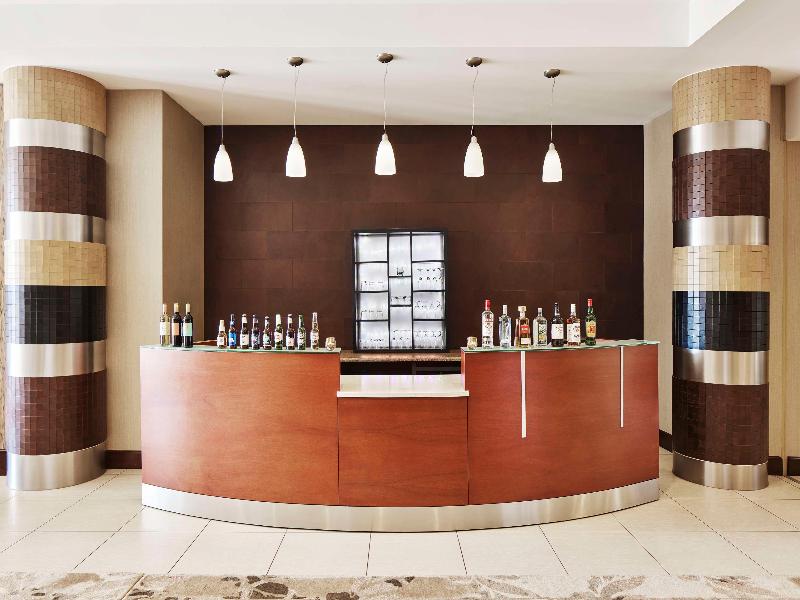 Embassy Suites by Hilton Alexandria Old Town image
