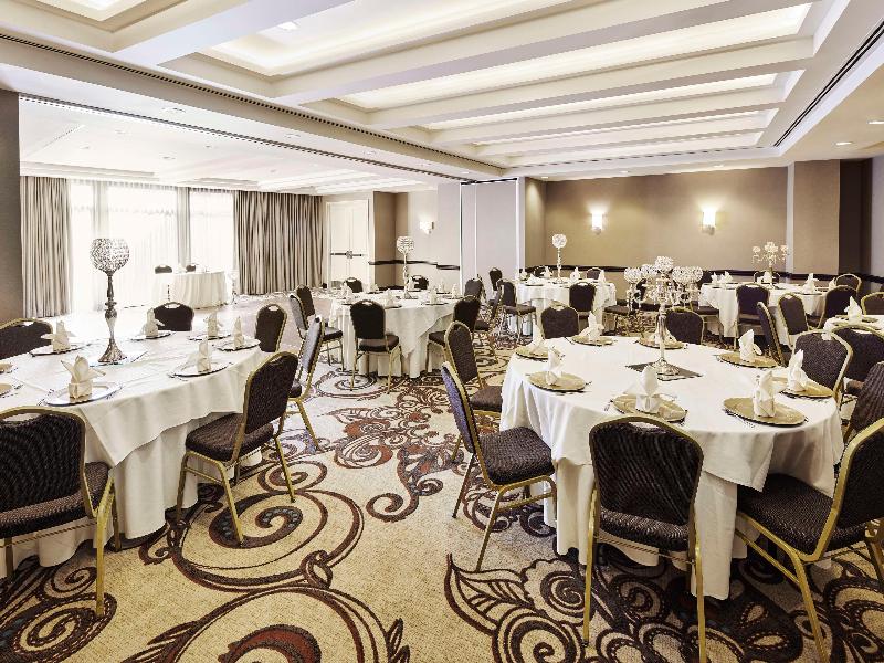 Embassy Suites by Hilton Alexandria Old Town image