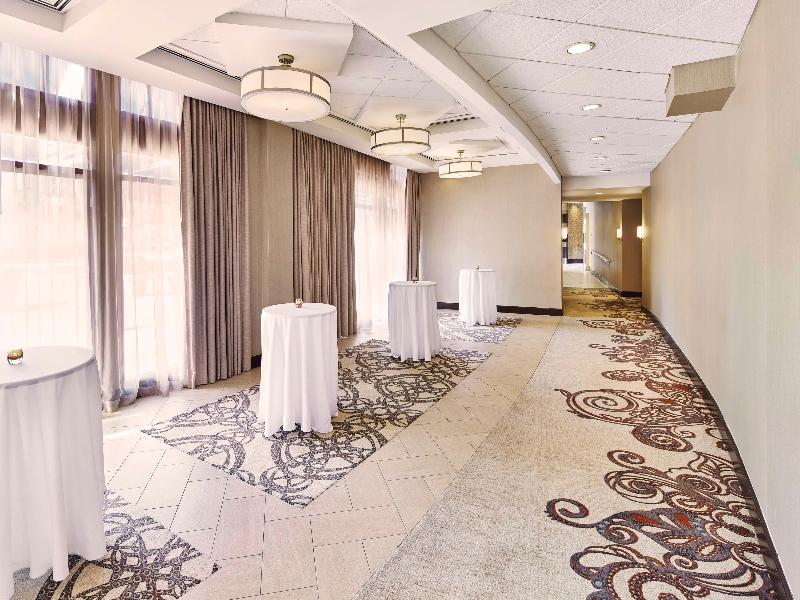 Embassy Suites by Hilton Alexandria Old Town image