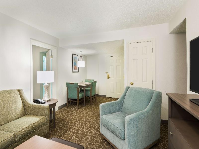Homewood Suites by Hilton Baton Rouge image