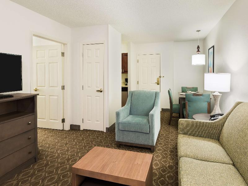 Homewood Suites by Hilton Baton Rouge image
