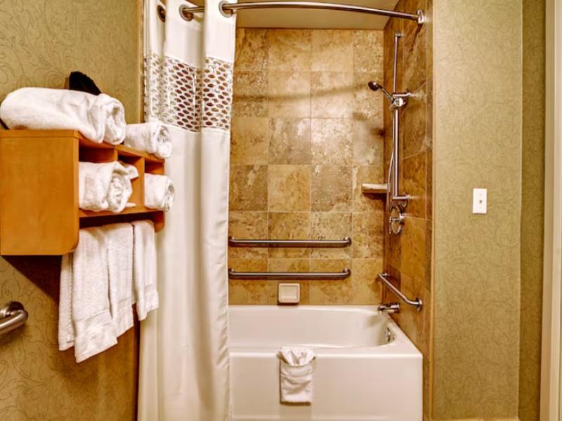 Hampton Inn & Suites Elliston Place Nashville image