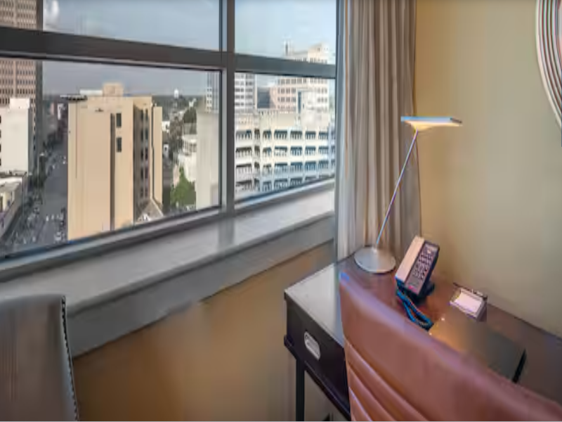Hilton Baton Rouge Capitol Center image