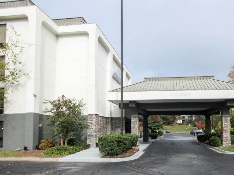 Baymont Inn AND Suites Greenville