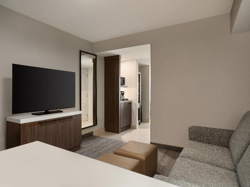 Hilton Garden Inn Fort Myers Airport- FGCU image