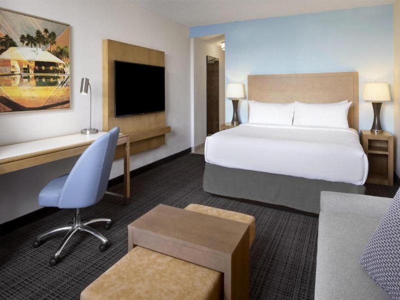 Embassy Suites by Hilton Tampa Airport Westshore image