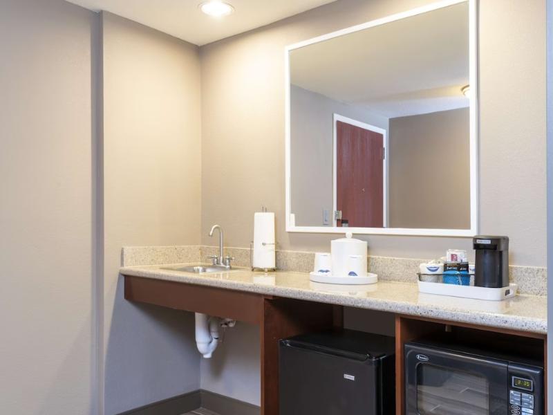 Hampton Inn & Suites Fort Myers-Colonial Blvd. image