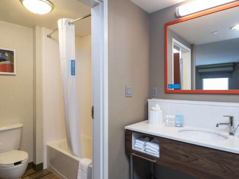 Hampton Inn & Suites Fort Myers-Colonial Blvd. image