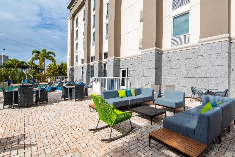 Hampton Inn & Suites Fort Myers-Colonial Blvd.