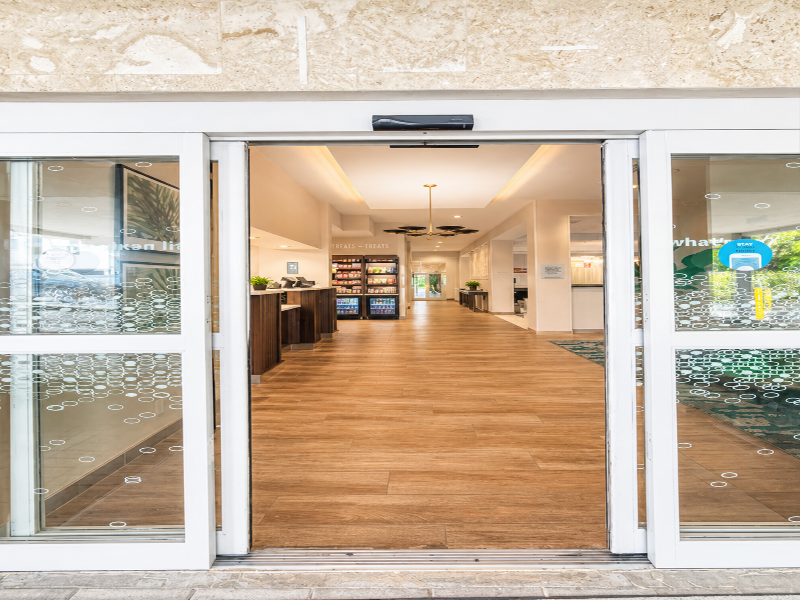 Hampton Inn Miami-Coconut Grove/Coral Gables image