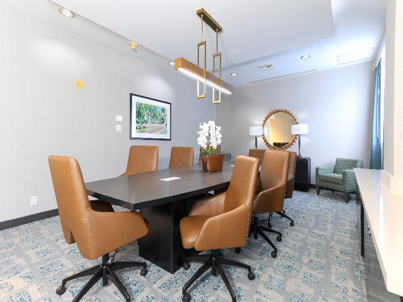 Hampton Inn Miami-Coconut Grove/Coral Gables image