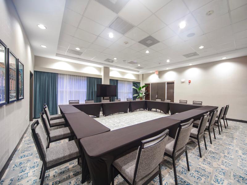 Hampton Inn Miami-Coconut Grove/Coral Gables image