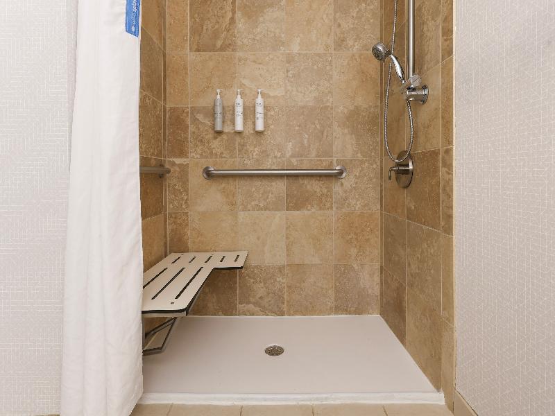 Hampton Inn Miami-Coconut Grove/Coral Gables image