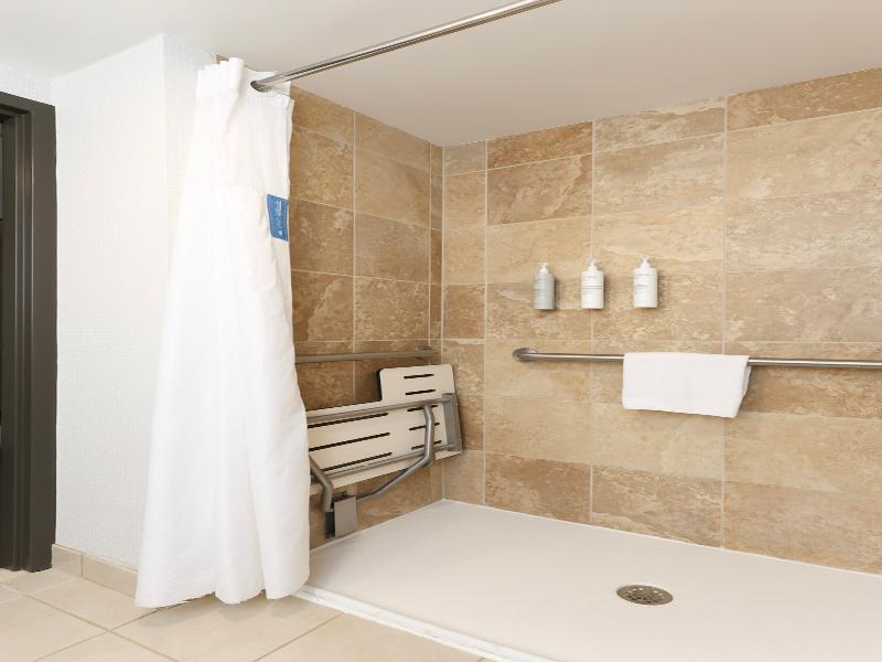 Hampton Inn Miami-Coconut Grove/Coral Gables image