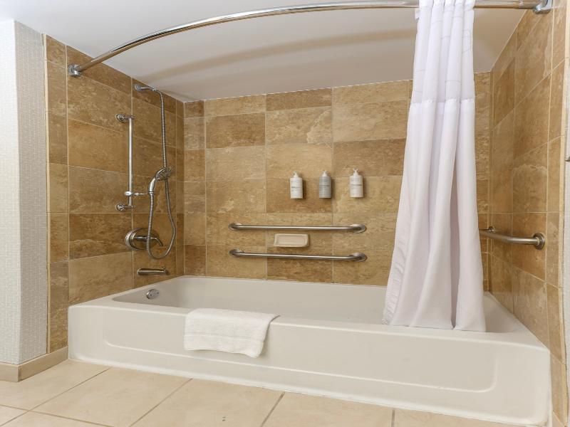 Hampton Inn Miami-Coconut Grove/Coral Gables image