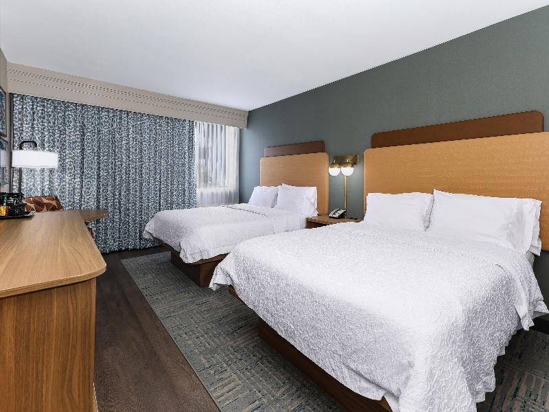 Hampton Inn Miami-Coconut Grove/Coral Gables image