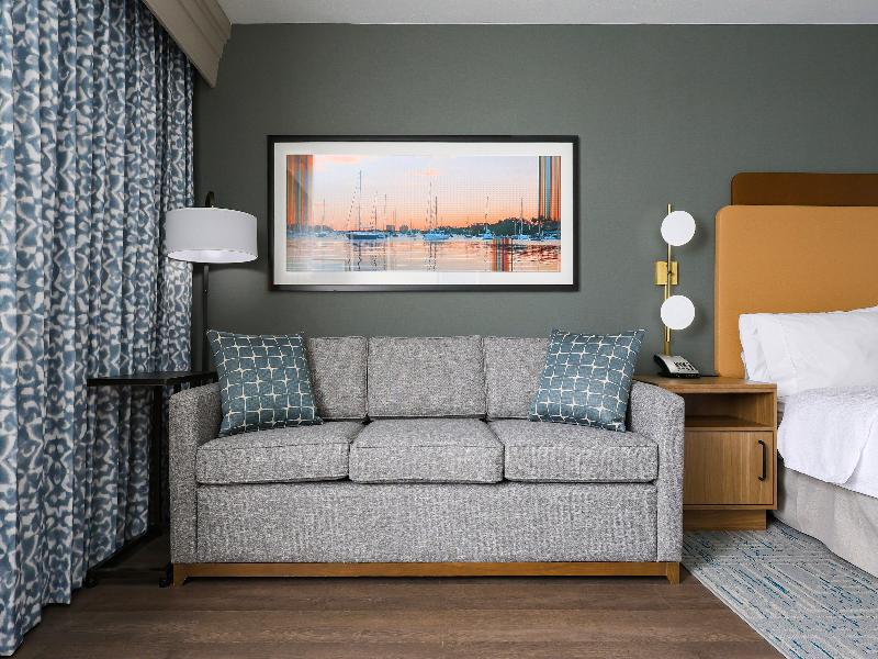 Hampton Inn Miami-Coconut Grove/Coral Gables image