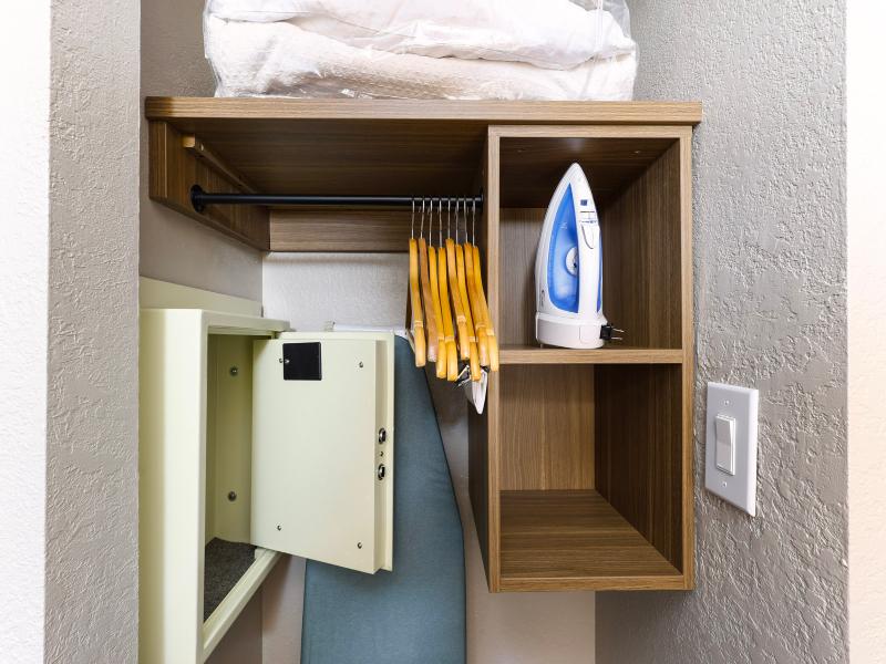Hampton Inn Miami-Coconut Grove/Coral Gables image