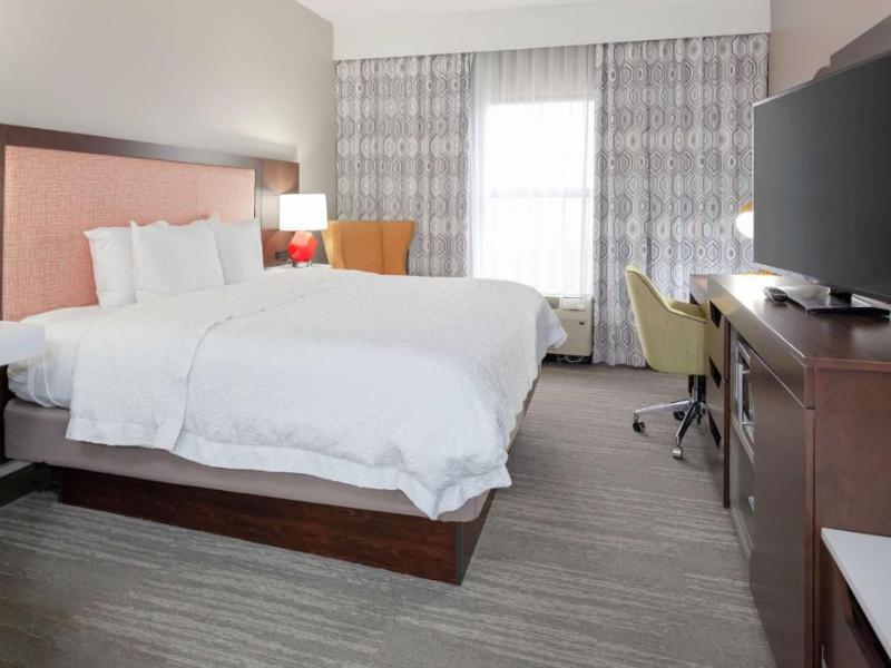 Hampton Inn & Suites Concord/Charlotte image