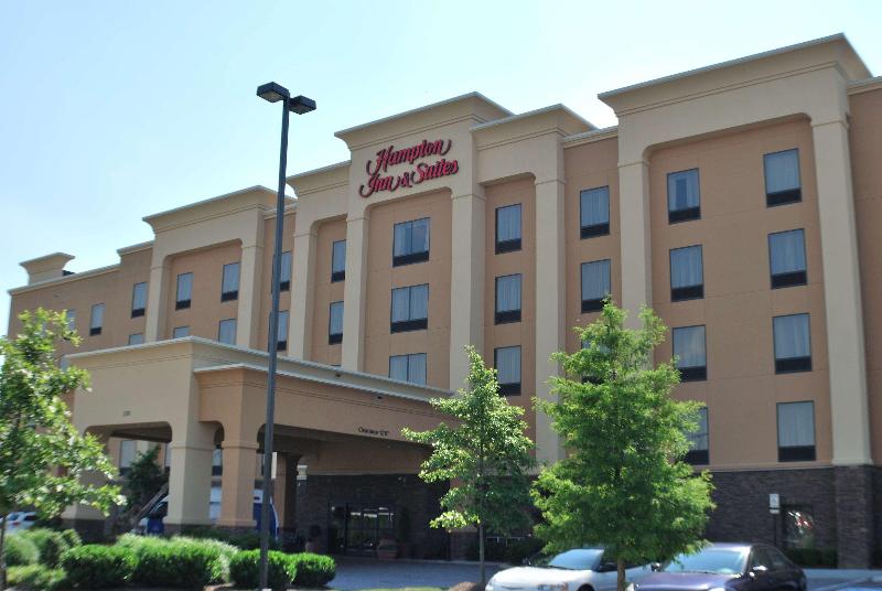 Hampton Inn AND Suites Nashville Opryland