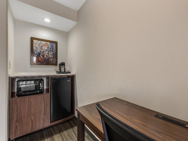 Best Western Plus Lexington Inn image