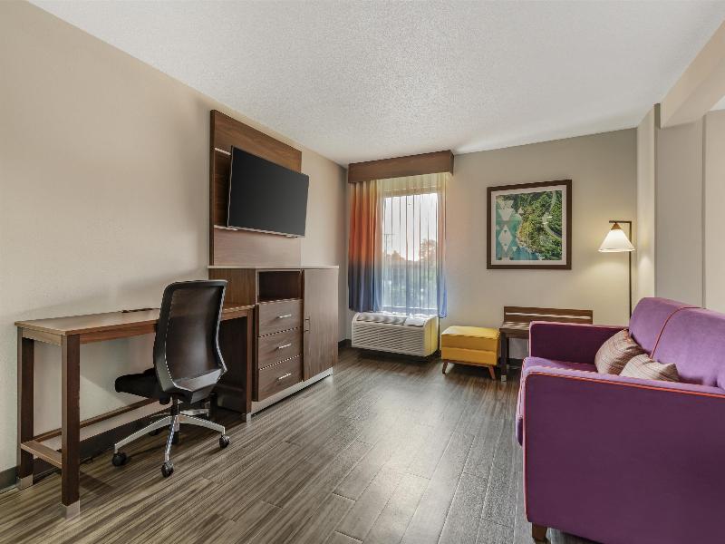 Best Western Plus Lexington Inn image
