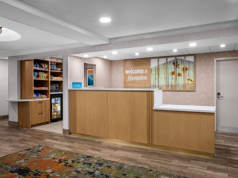 Hampton Inn Miami-Airport West image