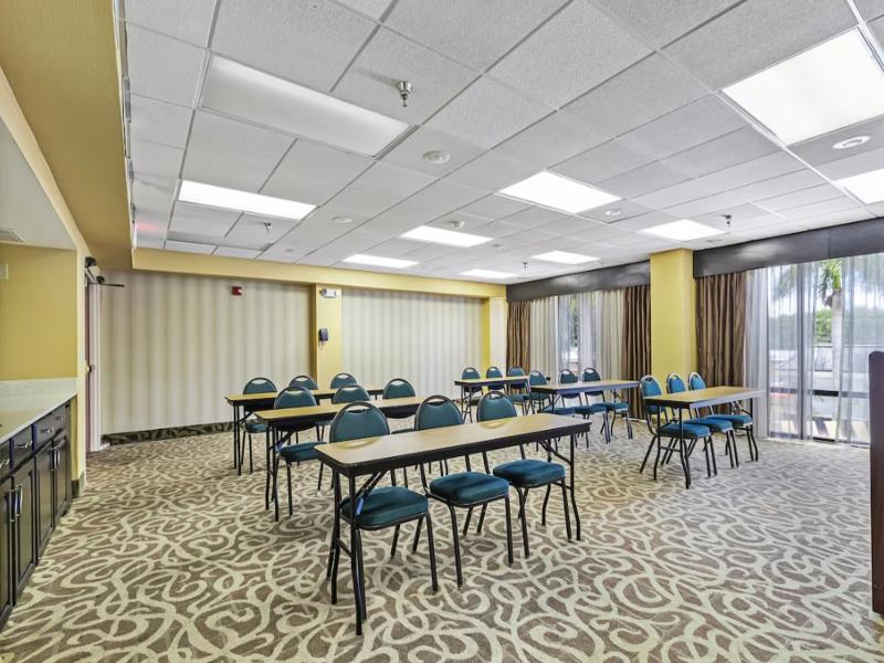 Holiday Inn St. Petersburg West image