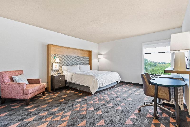 Holiday Inn St. Petersburg West image