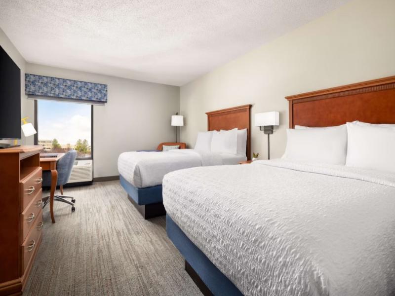 Hampton Inn Memphis-Walnut Grove/Baptist Hospital image