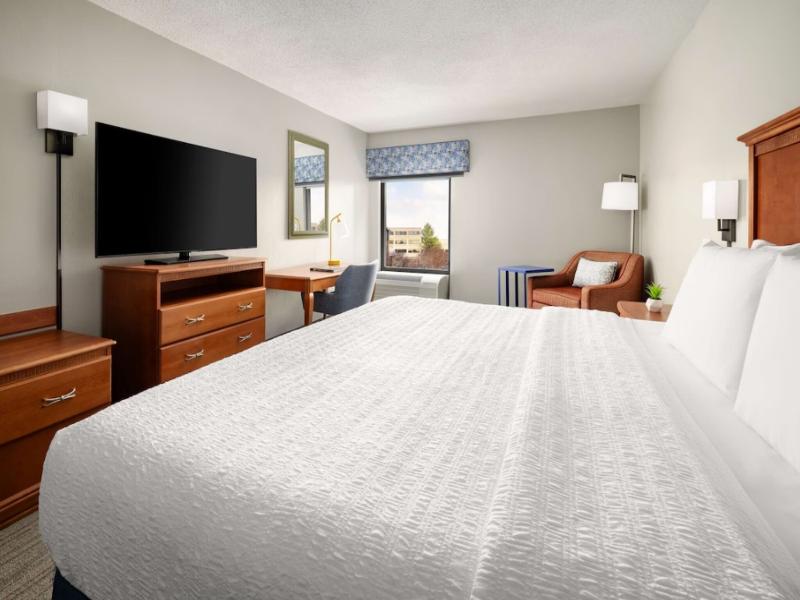 Hampton Inn Memphis-Walnut Grove/Baptist Hospital image