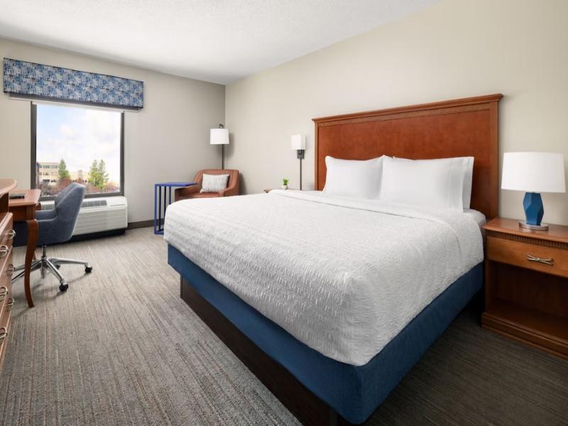 Hampton Inn Memphis-Walnut Grove/Baptist Hospital image