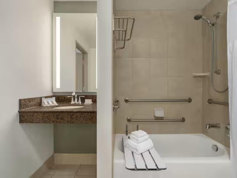 Hilton Garden Inn Charlotte/Ayrsley image