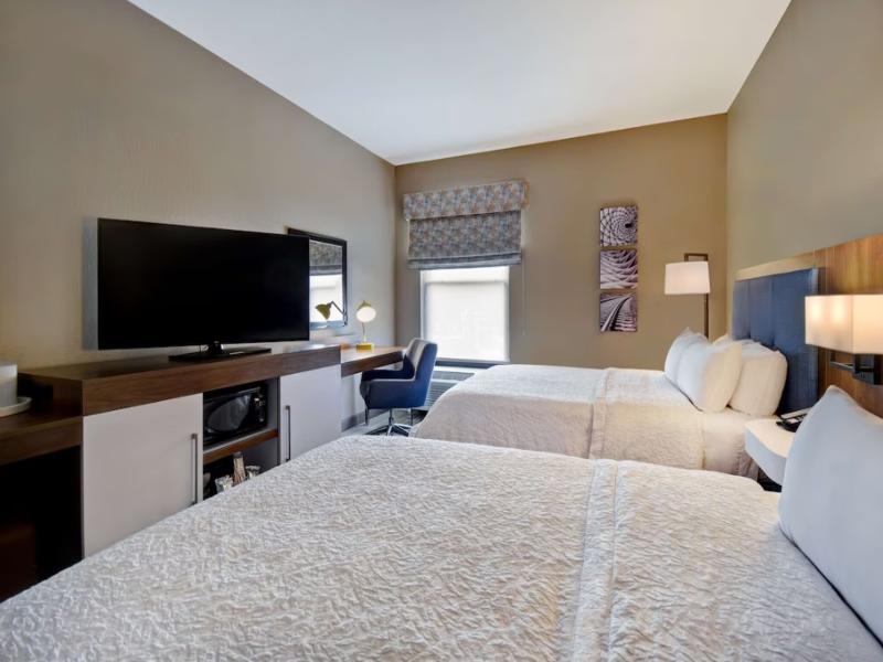 Hampton Inn Birmingham-Colonnade 280 image