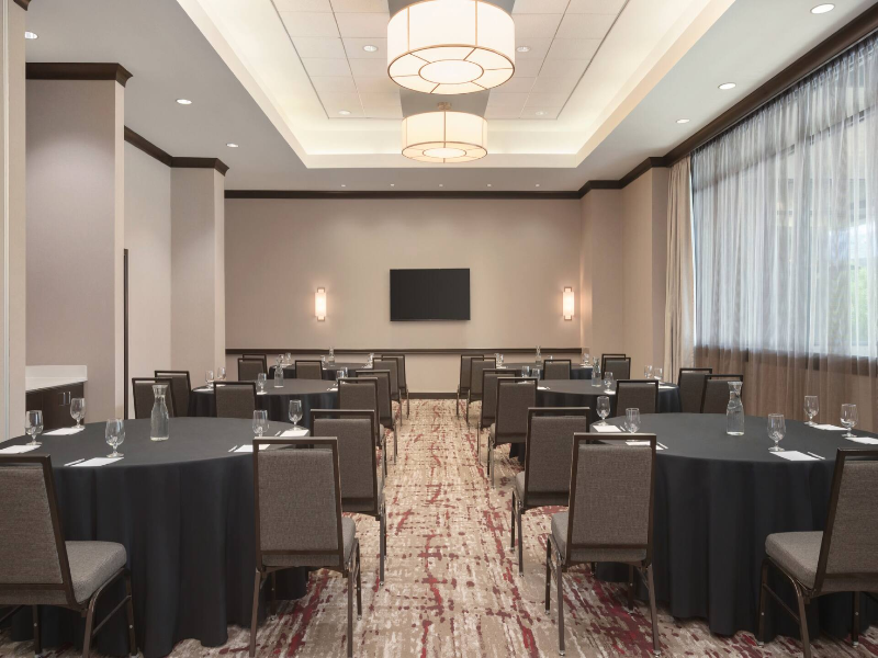 Hilton Garden Inn Atlanta Downtown image