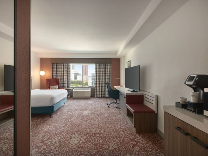 Hilton Garden Inn Atlanta Downtown image