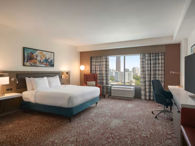 Hilton Garden Inn Atlanta Downtown image