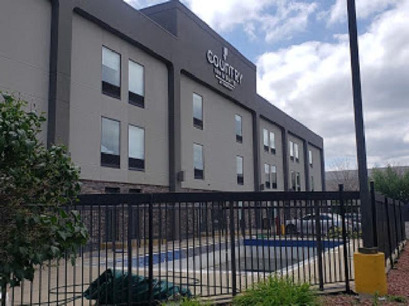 Country Inn & Suites Radisson Toronto Mississauga image