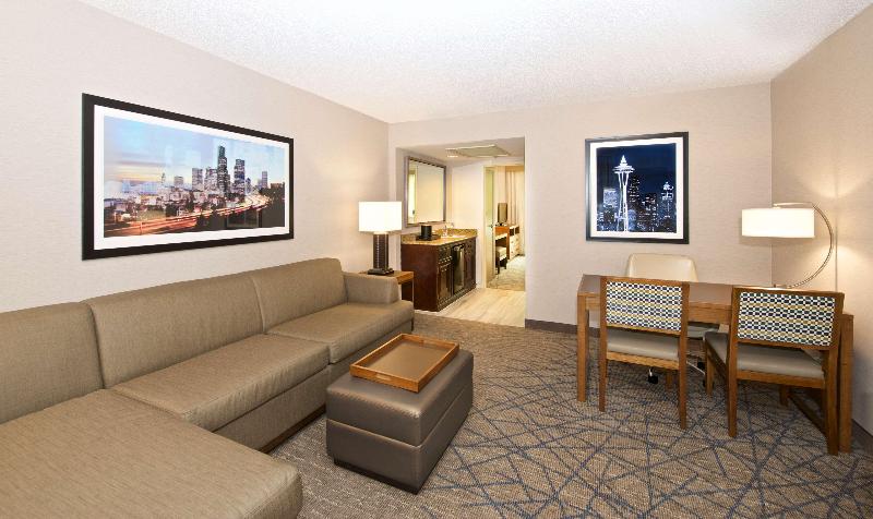 Embassy Suites by Hilton Seattle North Lynnwood image