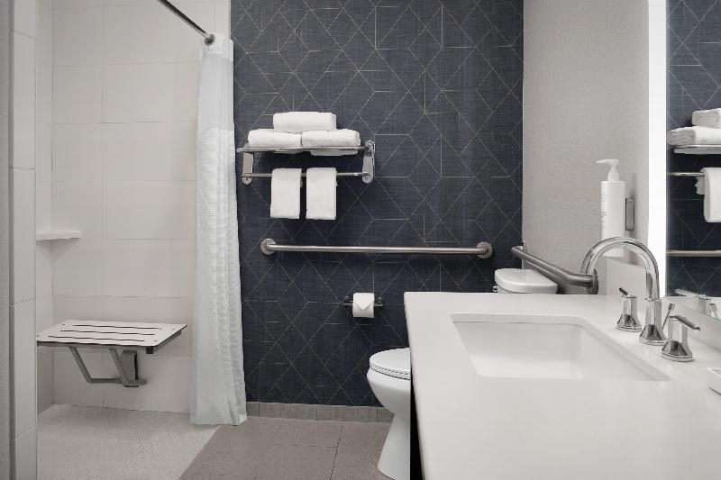 Homewood Suites by Hilton Vancouver-Portland image