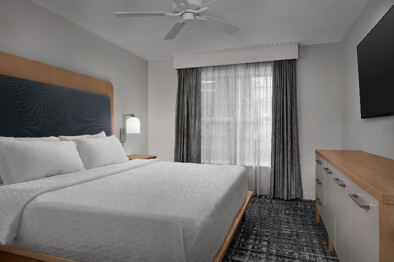 Homewood Suites by Hilton Vancouver-Portland image