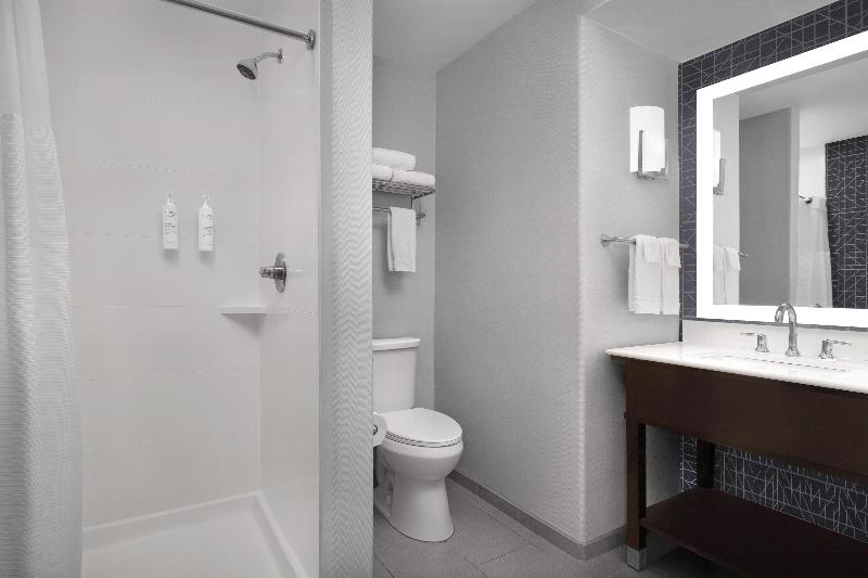 Homewood Suites by Hilton Vancouver-Portland image