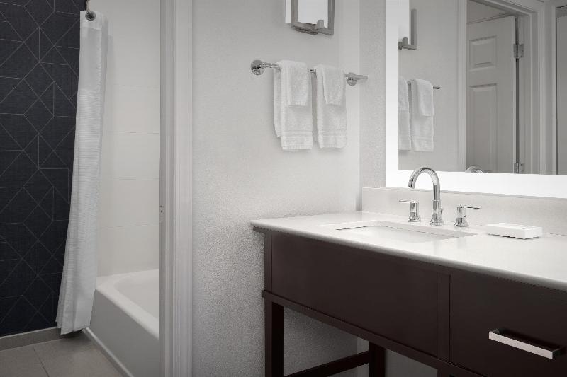 Homewood Suites by Hilton Vancouver-Portland image