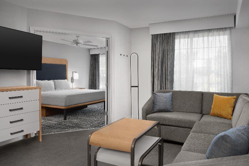 Homewood Suites by Hilton Vancouver-Portland image