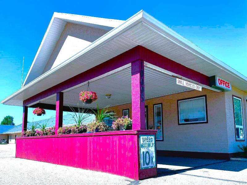 Stars Inn & Suites - Motel