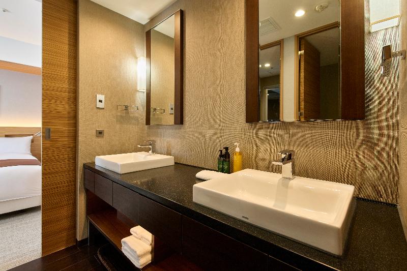 Cross Hotel Sapporo image