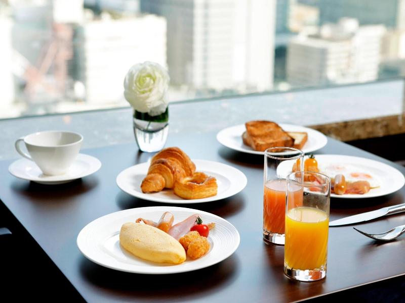 Yokohama Bay Sheraton Hotel And Towers image
