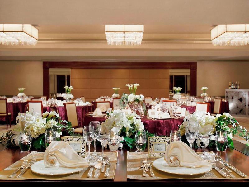 Yokohama Bay Sheraton Hotel And Towers image