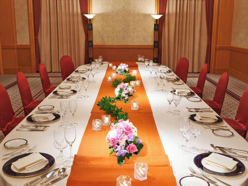 Yokohama Bay Sheraton Hotel And Towers image