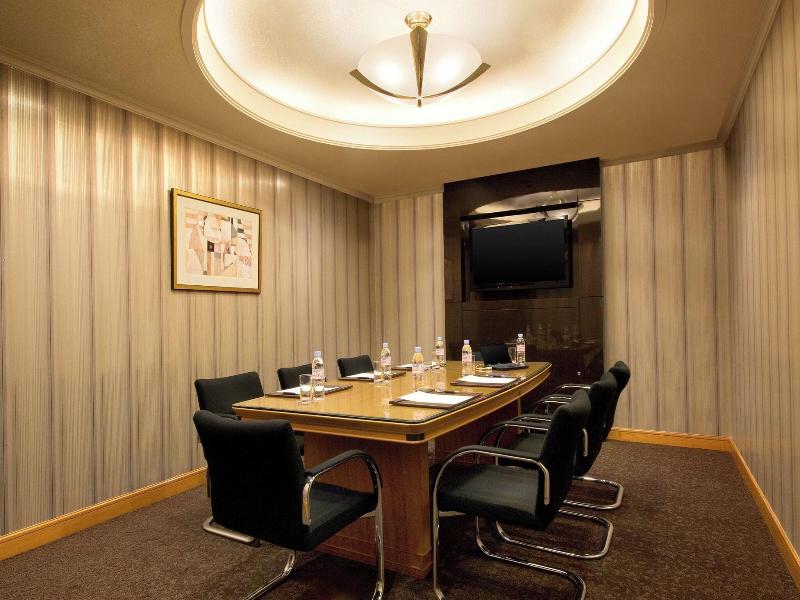 Yokohama Bay Sheraton Hotel And Towers image